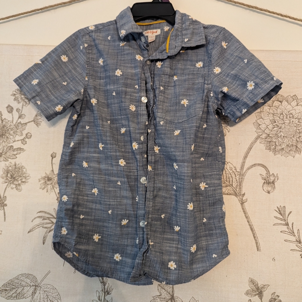 Boys button down size 8/10